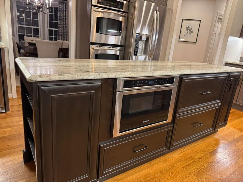 5047 Village Drive, Newtown, OH 45244 Photo 8