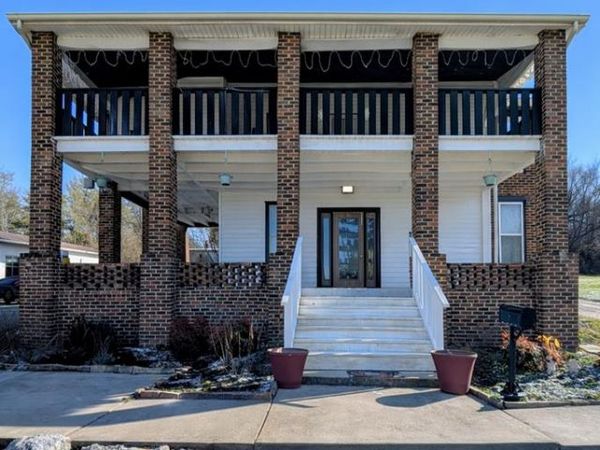 208 Fairview Ave., McArthur, OH 45651