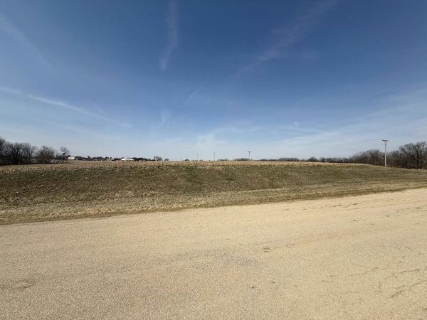 5482 N Timber Ridge Road, LENA, IL 61048