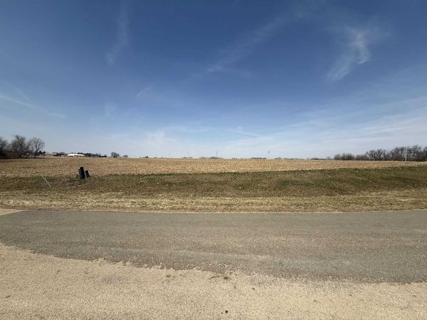 5442 N Timber Ridge Road, LENA, IL 61048