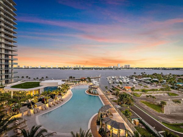 220 Lake Shore Drive, Unit 1008, Lake Park, FL 33403