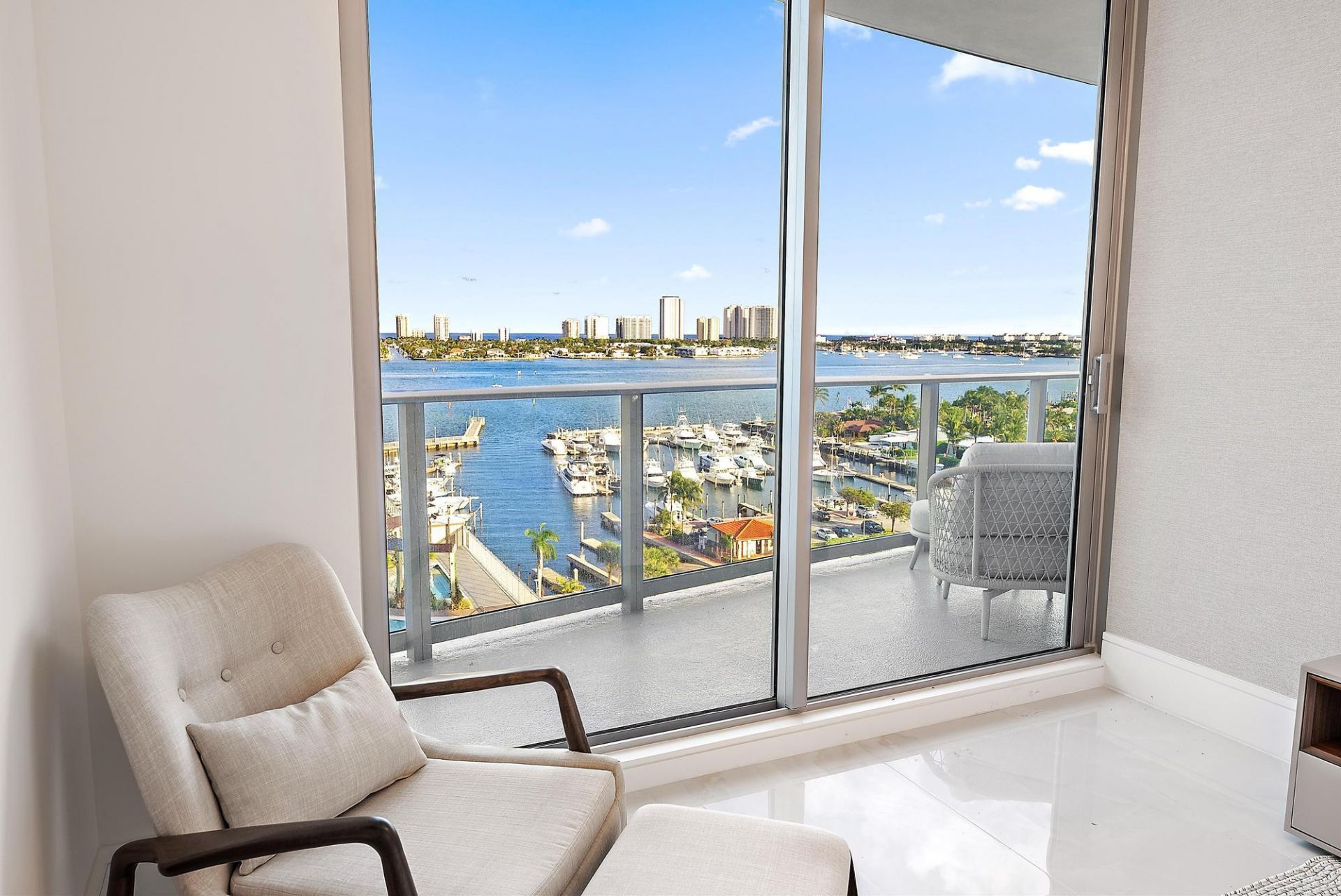 220 Lake Shore Drive, Unit 1008, Lake Park, FL 33403 Photo