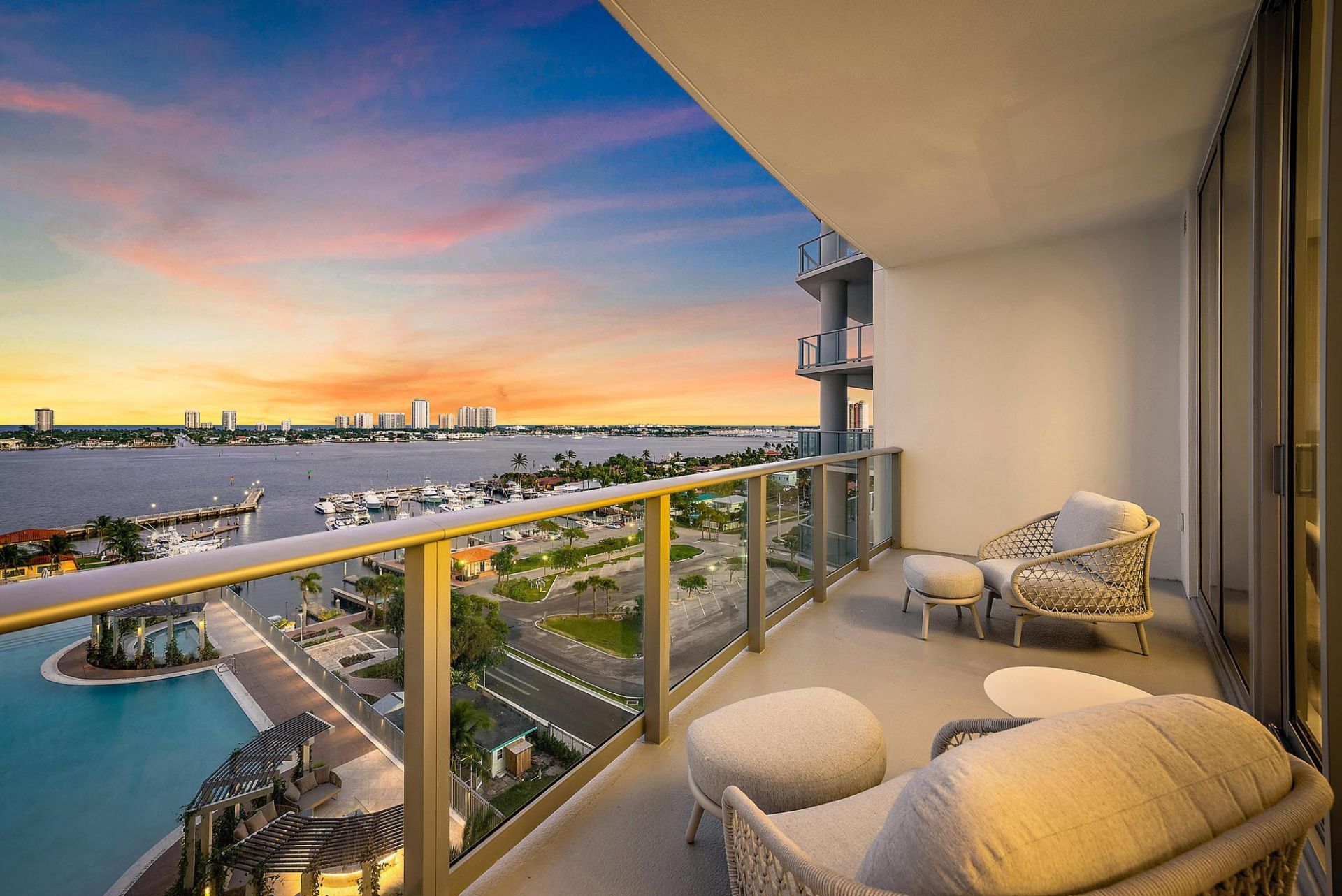 220 Lake Shore Drive, Unit 1008, Lake Park, FL 33403 Photo