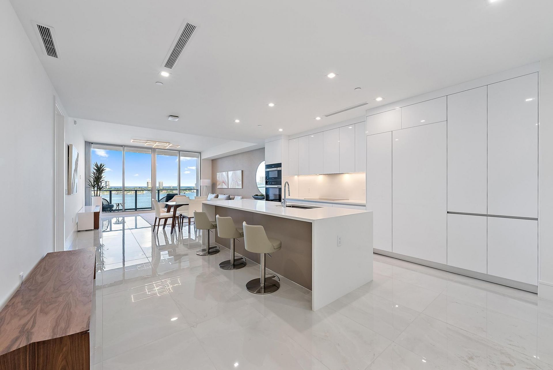 220 Lake Shore Drive, Unit 1008, Lake Park, FL 33403 Photo