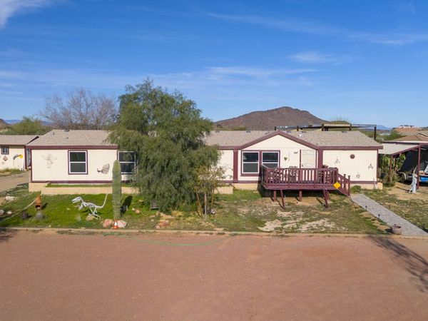 15728 W PRICKLY PEAR Trail, Surprise, AZ 85387