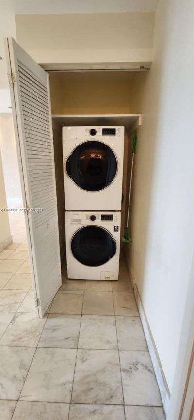 3470 E Coast Ave, Unit H0603, Miami, FL 33137 Photo