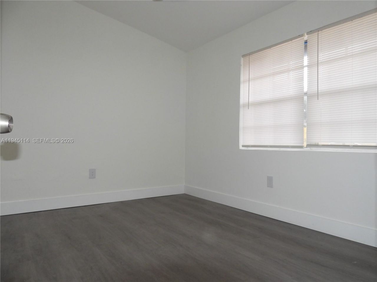 1572 NE 149th St, Miami, FL 33161 Photo