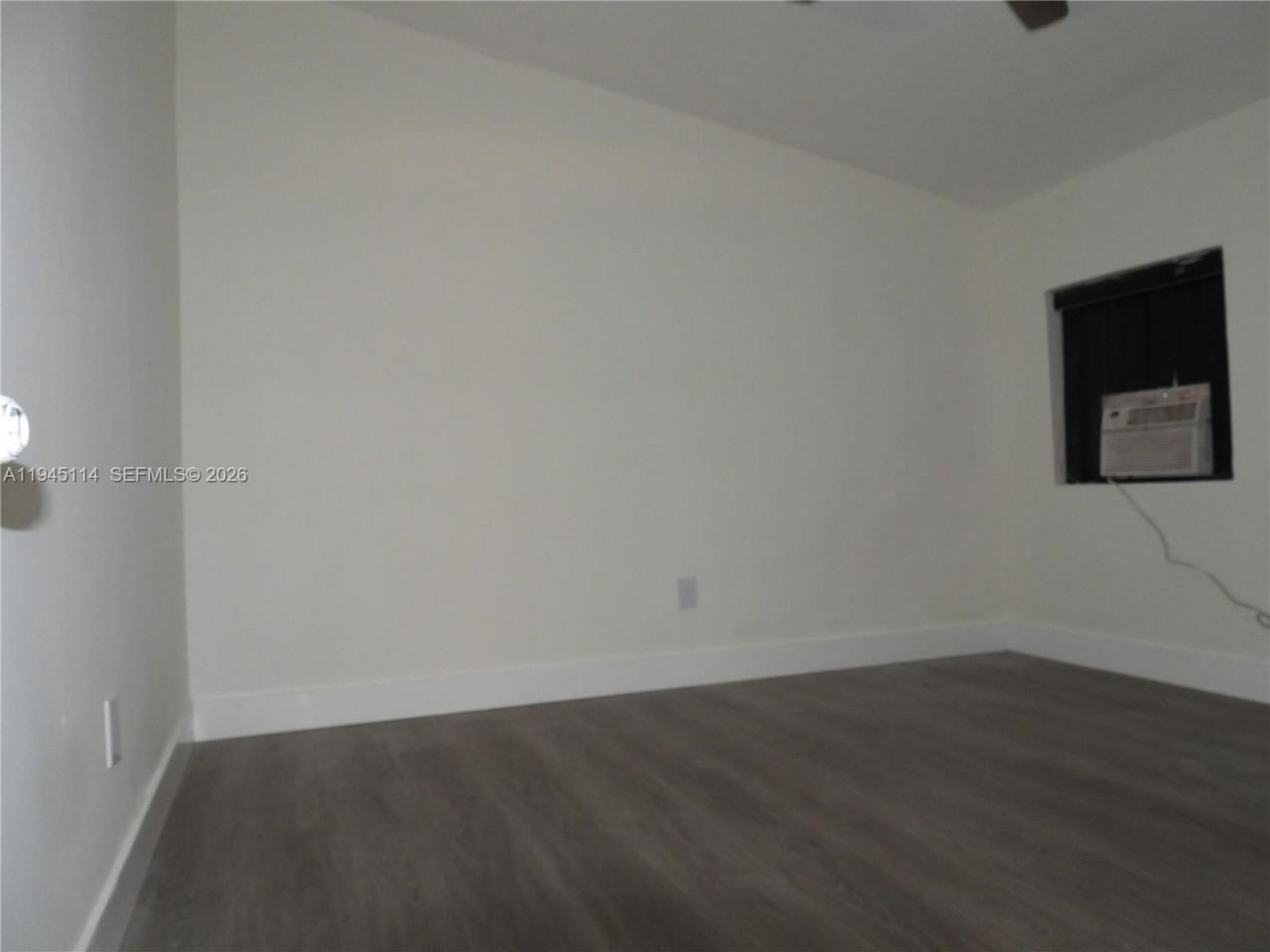 1572 NE 149th St, Miami, FL 33161 Photo