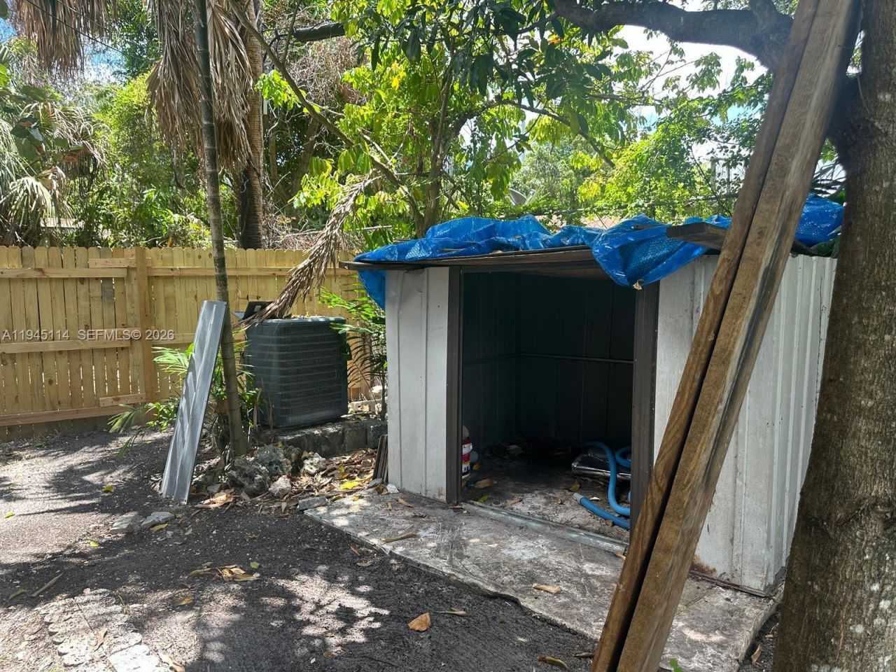 1572 NE 149th St, Miami, FL 33161 Photo