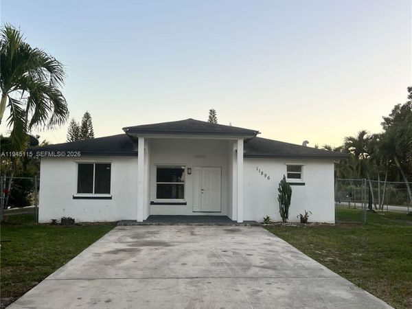 11896 SW 224th St, Miami, FL 33170