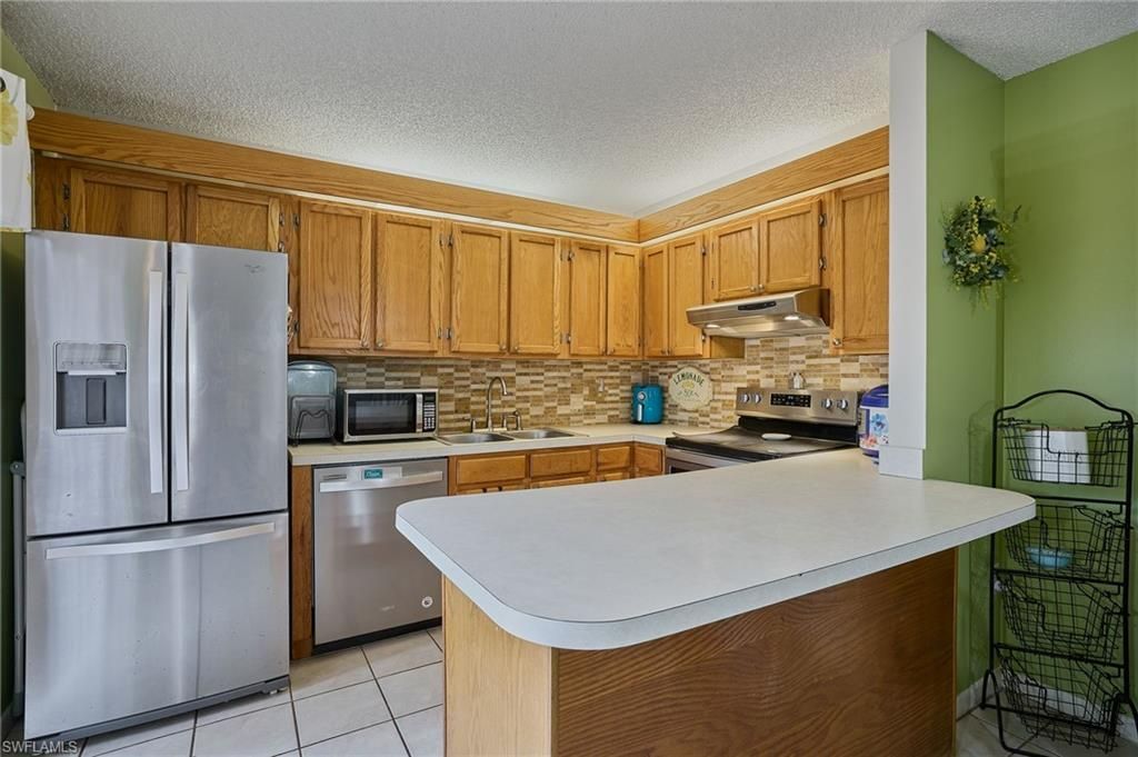 5247 Cedarbend Dr, Unit 2, Fort Myers, FL 33919 Photo