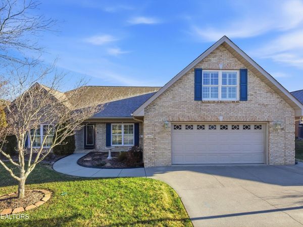 3866 Legends Way, Maryville, TN 37801