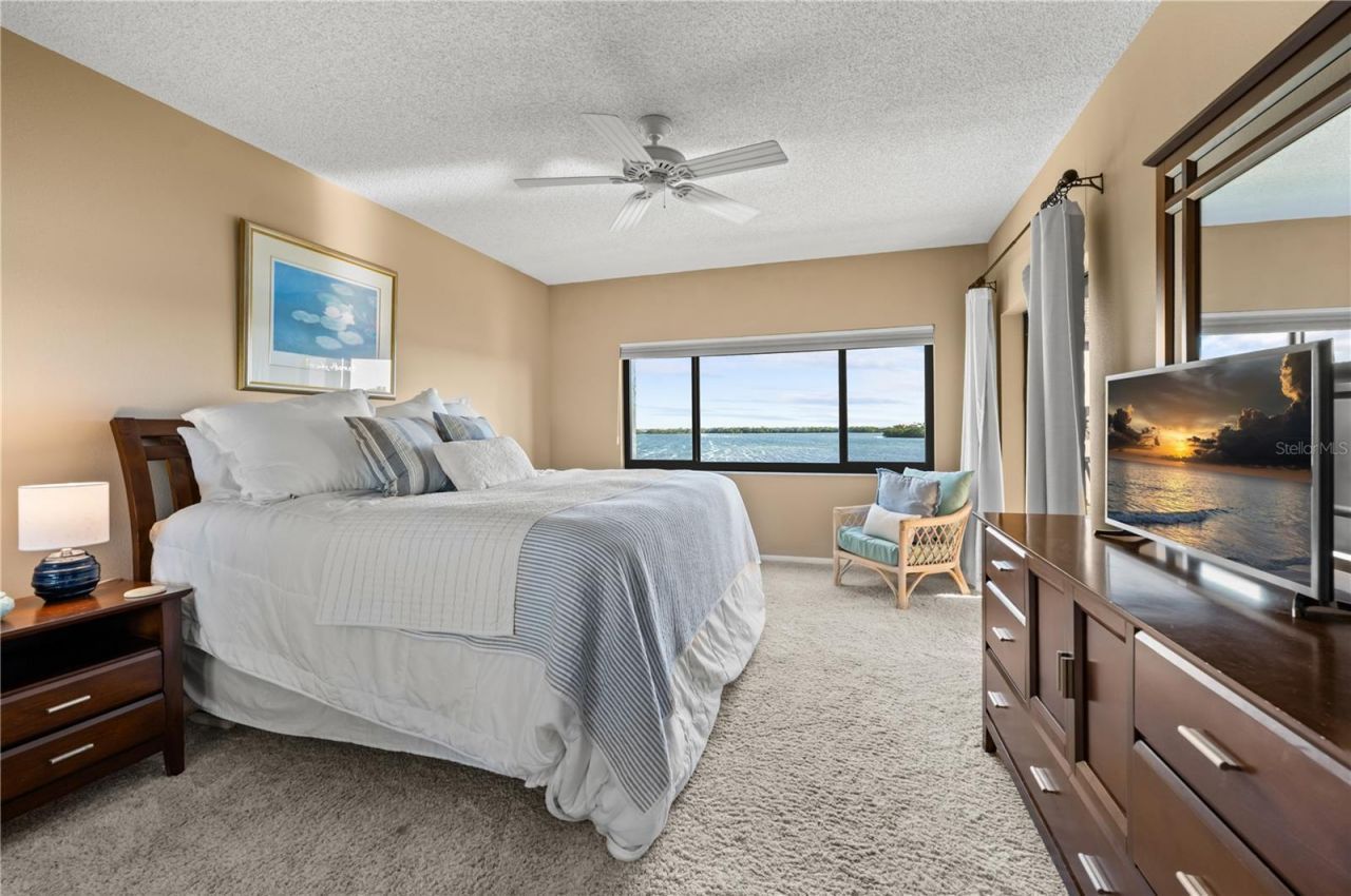 3500 Gulf Of Mexico Drive, Unit 104, Longboat Key, FL 34228 Photo