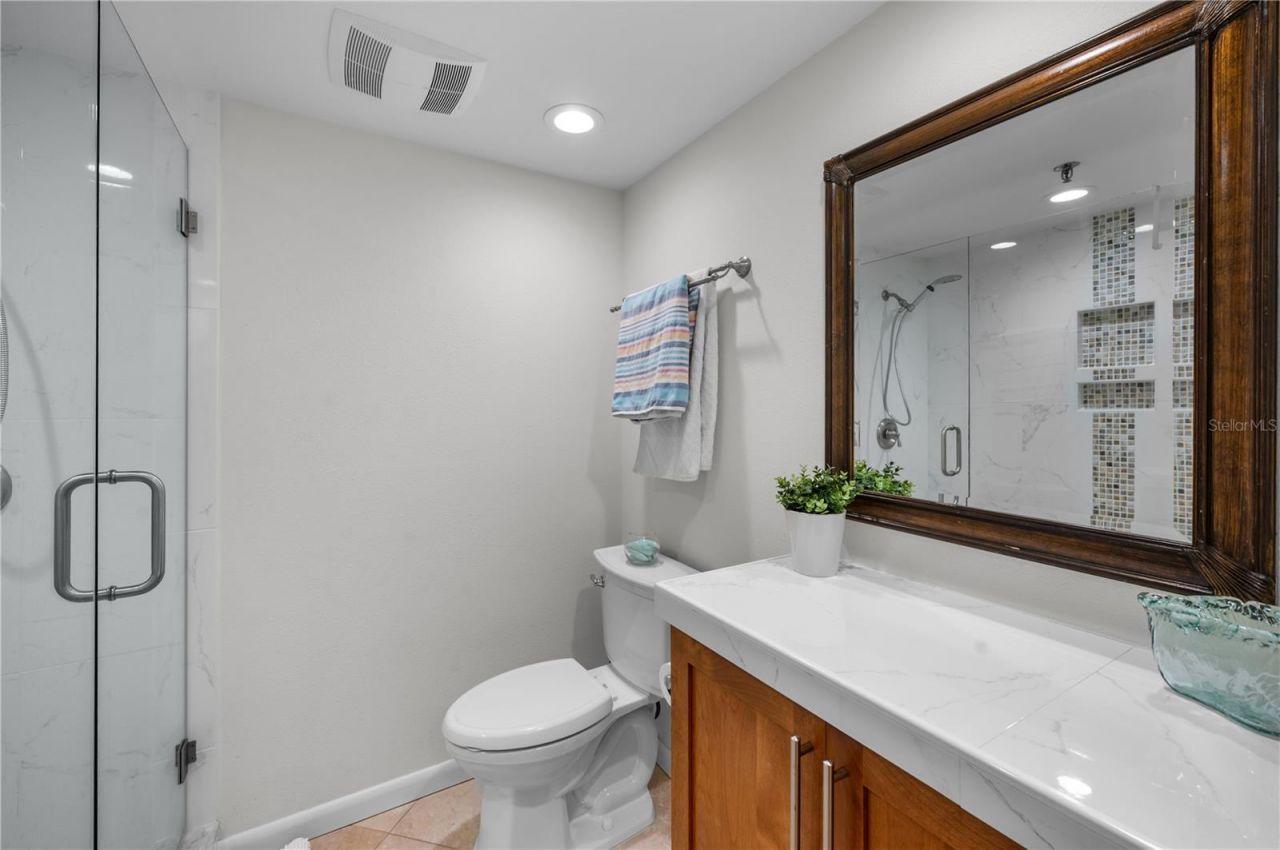 3500 Gulf Of Mexico Drive, Unit 104, Longboat Key, FL 34228 Photo