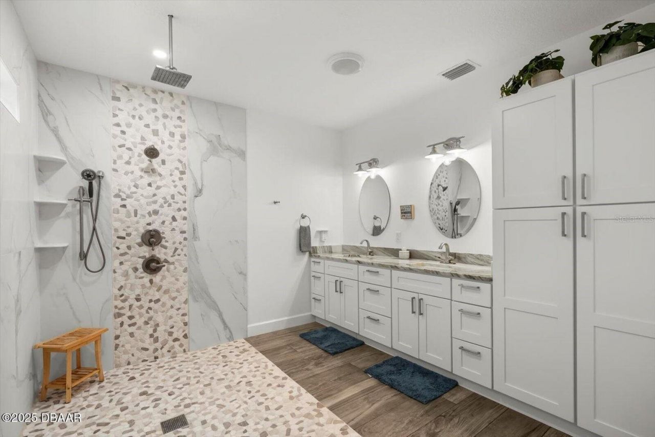 2995 Ragis Road, Edgewater, FL 32132 Photo