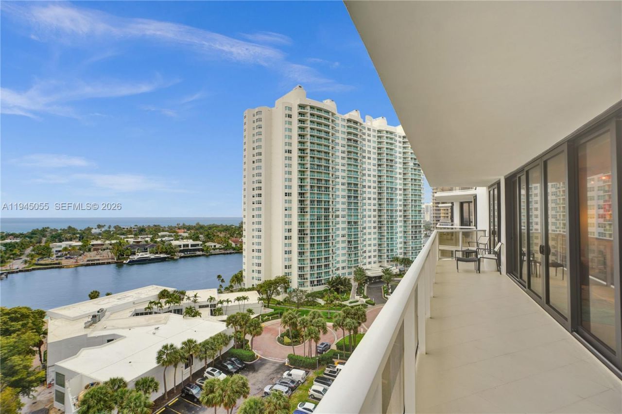 20281 E Country Club Dr , Unit 1002, Aventura, FL 33180 Photo