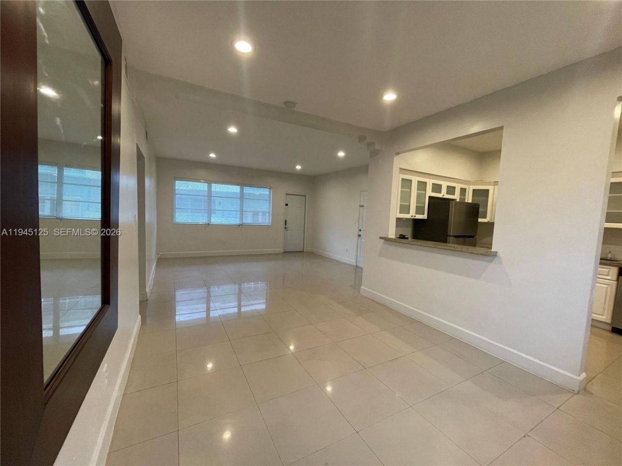 250 S Shore Dr, Unit 1, Miami Beach, FL 33141 Photo