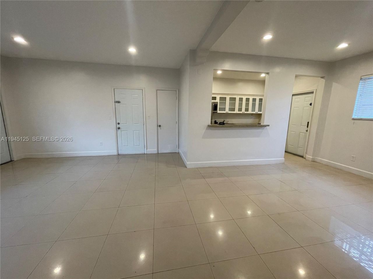 250 S Shore Dr, Unit 1, Miami Beach, FL 33141 Photo