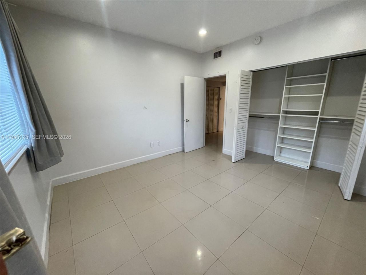 250 S Shore Dr, Unit 1, Miami Beach, FL 33141 Photo