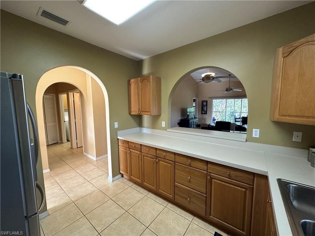 2280 Somerset Ridge Dr, Unit 204, Lehigh Acres, FL 33973 Photo