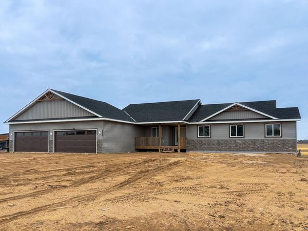 5926 Rub Of The Green Street, Saint Cloud, MN 56304