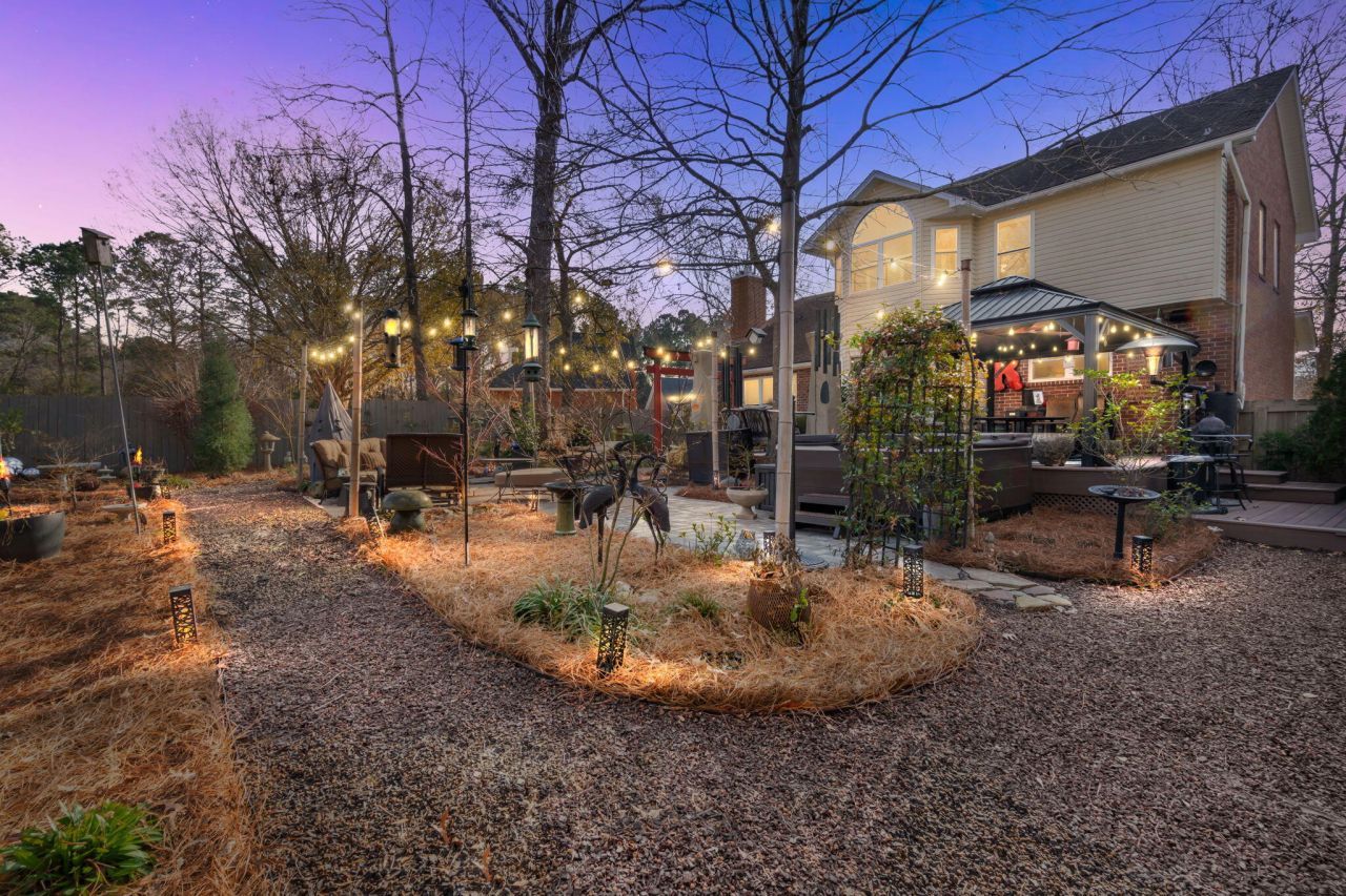 105 Spike Point Court Photo 1