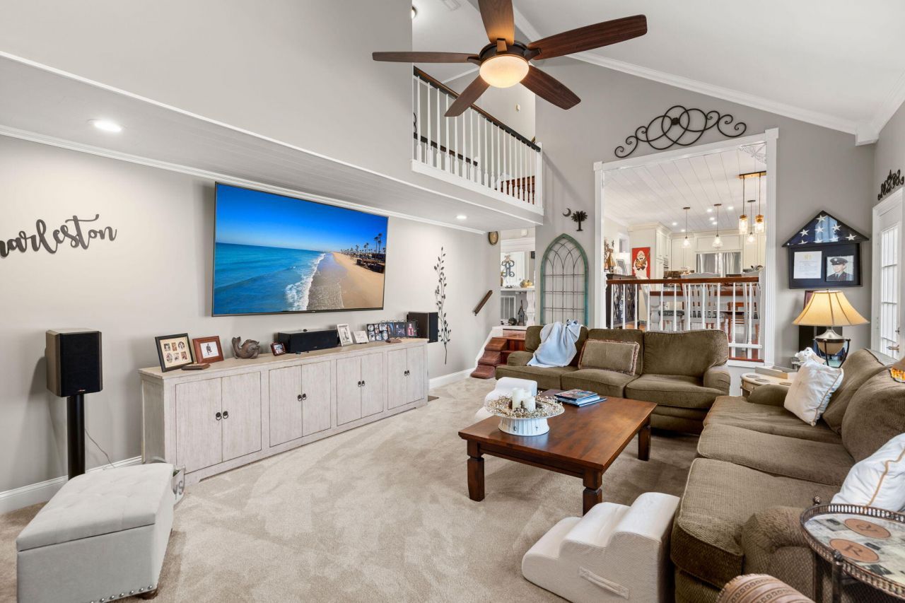 105 Spike Point Court Photo 24