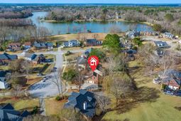 105 Spike Point Court photo 4