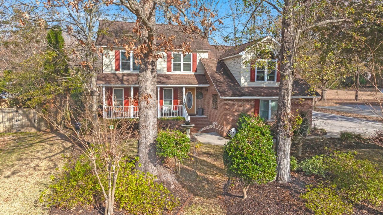 105 Spike Point Court Photo 5