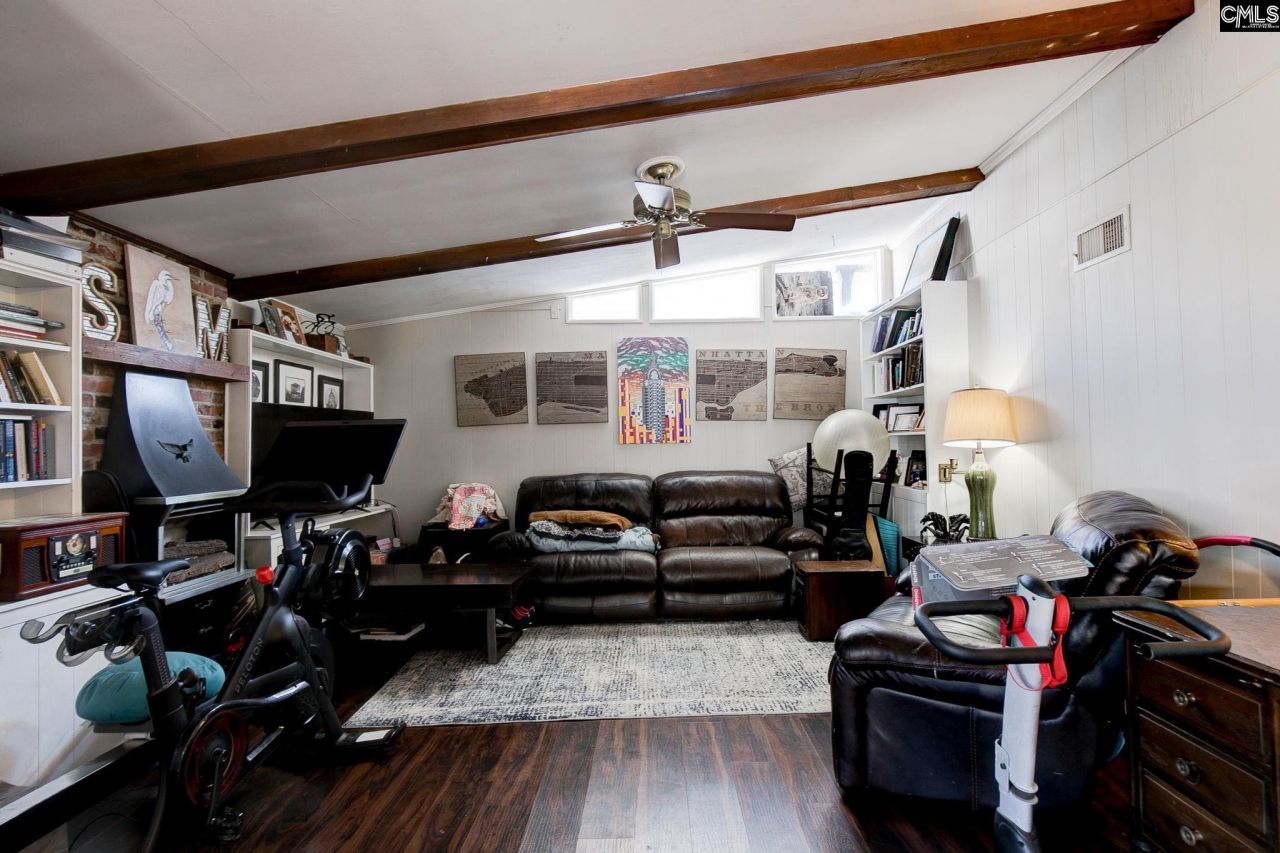 512 Carrison Street Photo 19