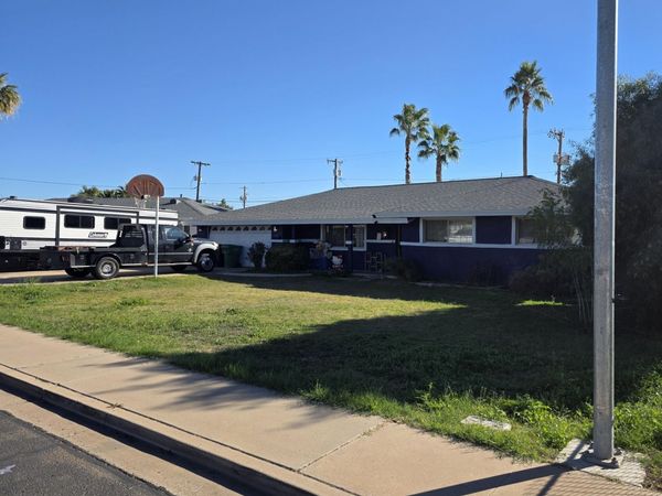 1443 E Pepper Pl Place, Mesa, AZ 85203