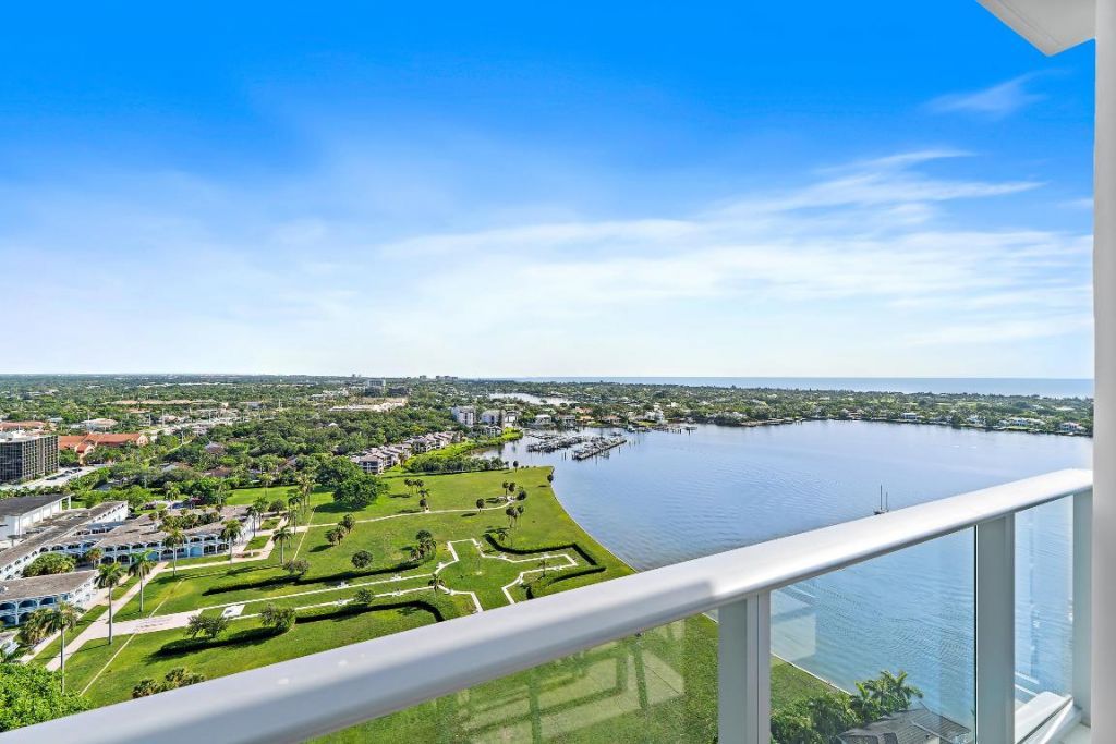 1 Water Club Way, Unit Ph 2204, North Palm Beach, FL 33408 Photo