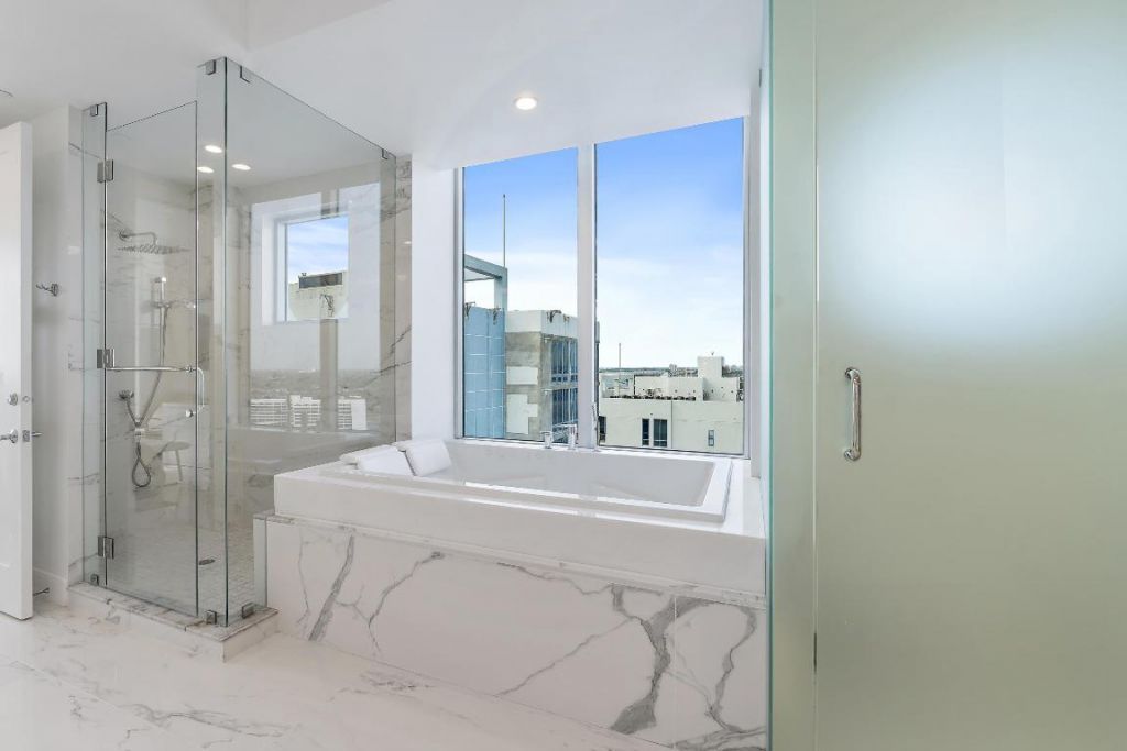 1 Water Club Way, Unit Ph 2204, North Palm Beach, FL 33408 Photo