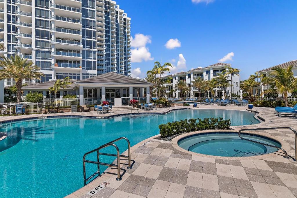 1 Water Club Way, Unit Ph 2204, North Palm Beach, FL 33408 Photo