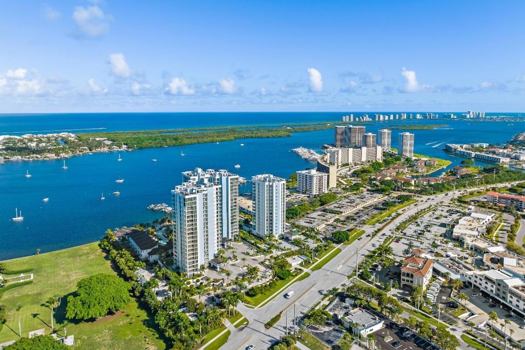 1 Water Club Way, Unit Ph 2204, North Palm Beach, FL 33408 Photo