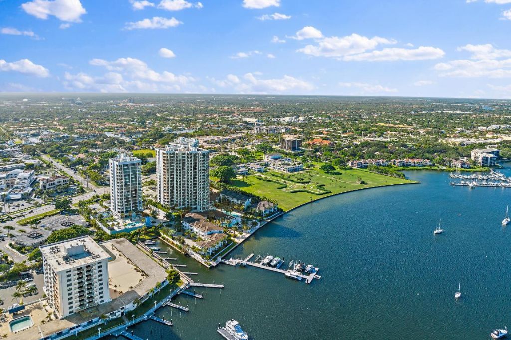 1 Water Club Way, Unit Ph 2204, North Palm Beach, FL 33408 Photo