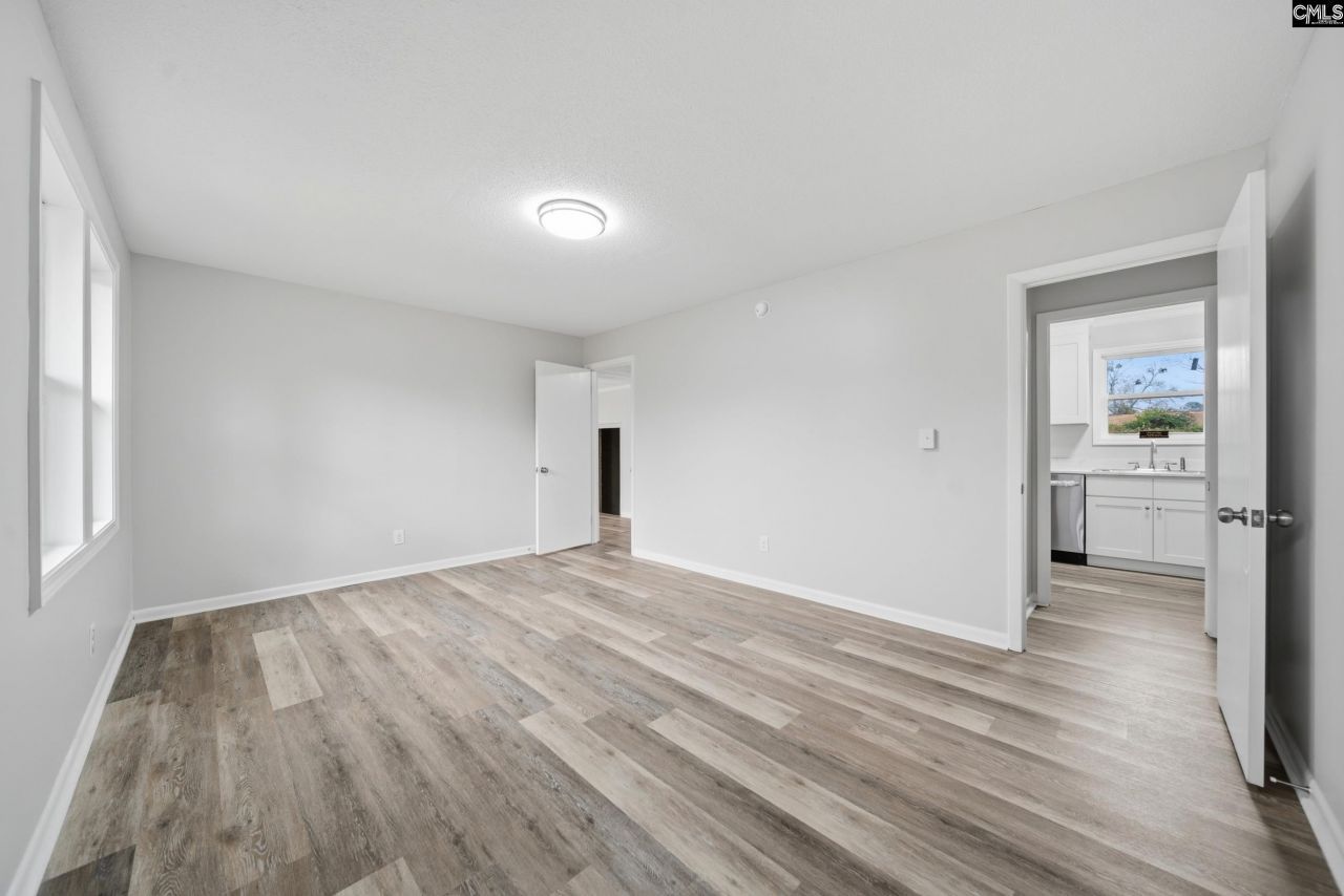 507 Mimosa Drive Photo 4