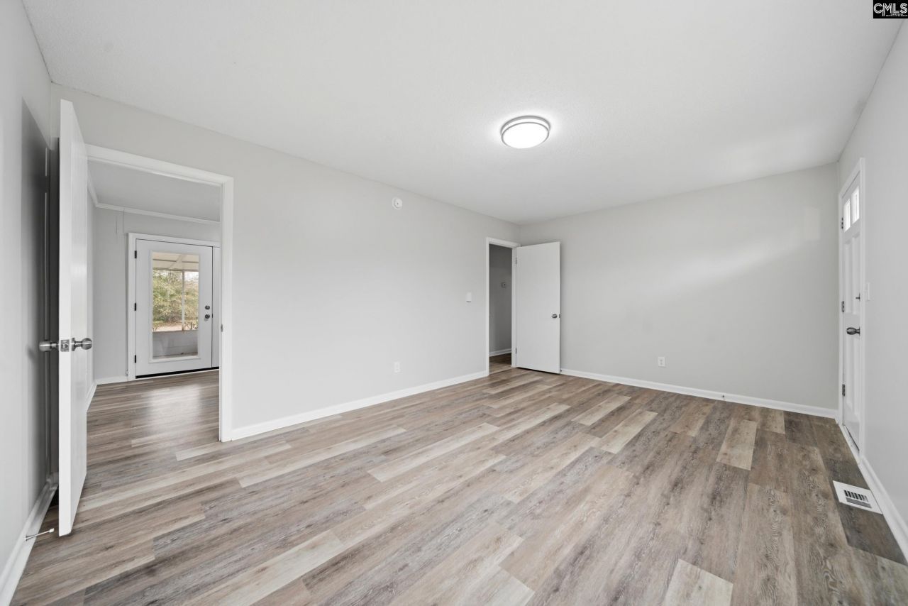 507 Mimosa Drive Photo 5