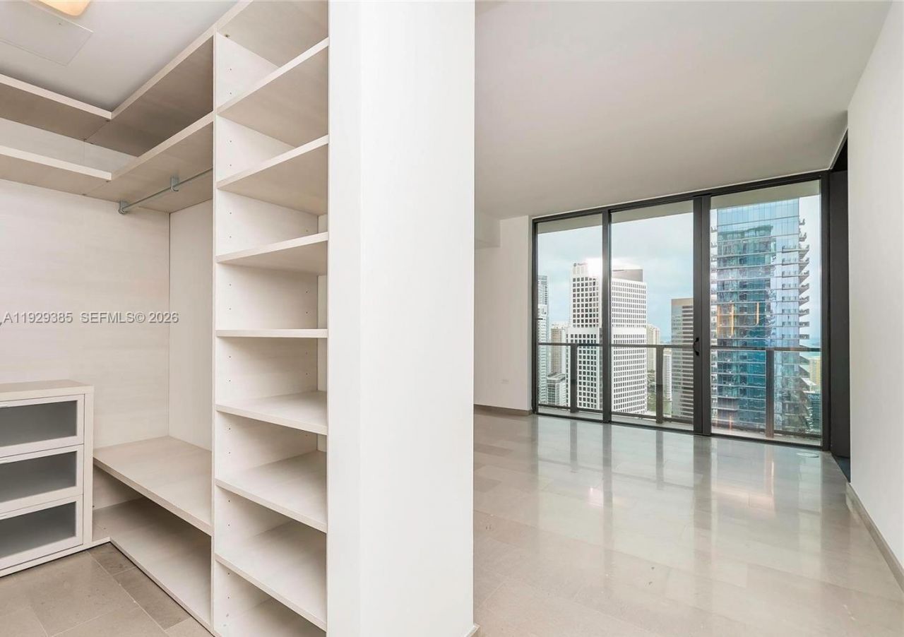 88 SW 7th St, Unit 2501, Miami, FL 33130 Photo