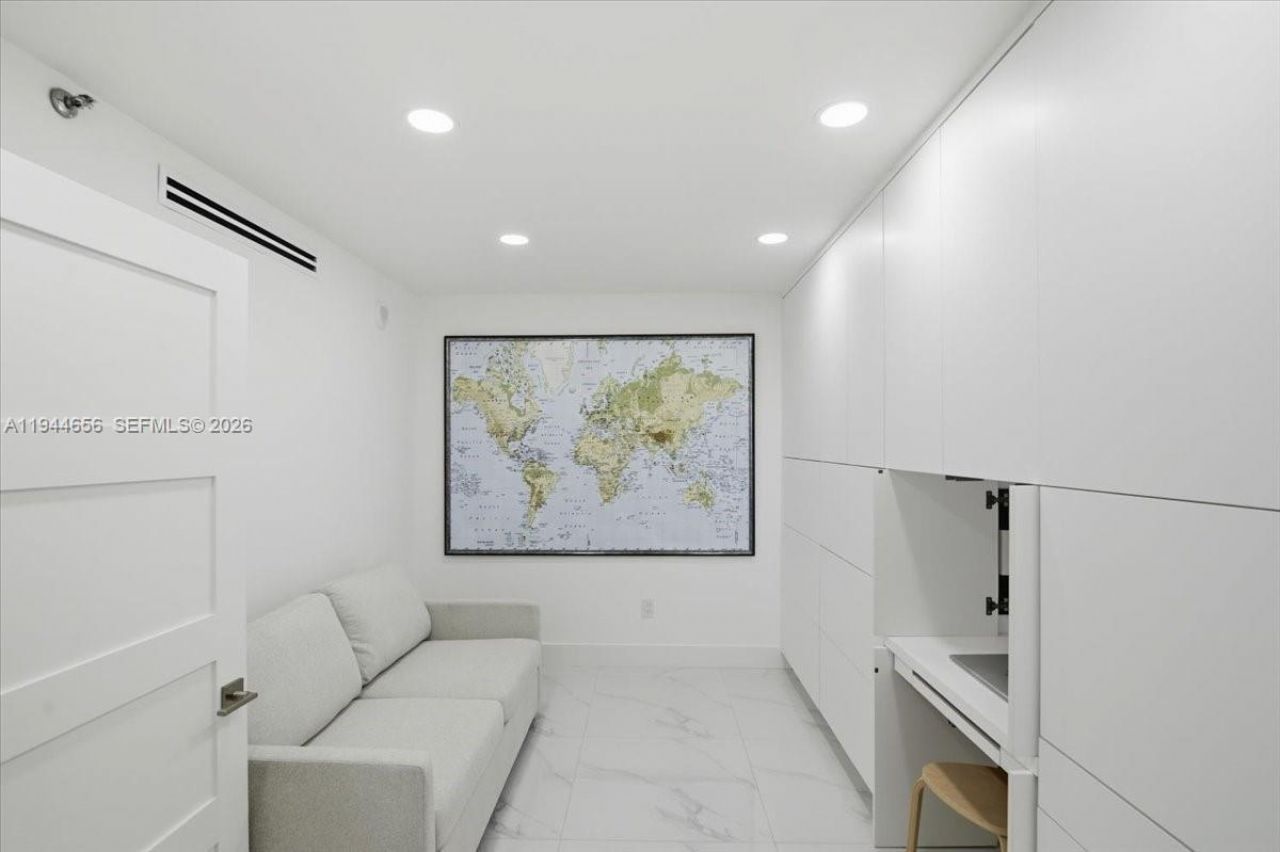 8925 Collins Ave , Unit 9F, Surfside, FL 33154 Photo