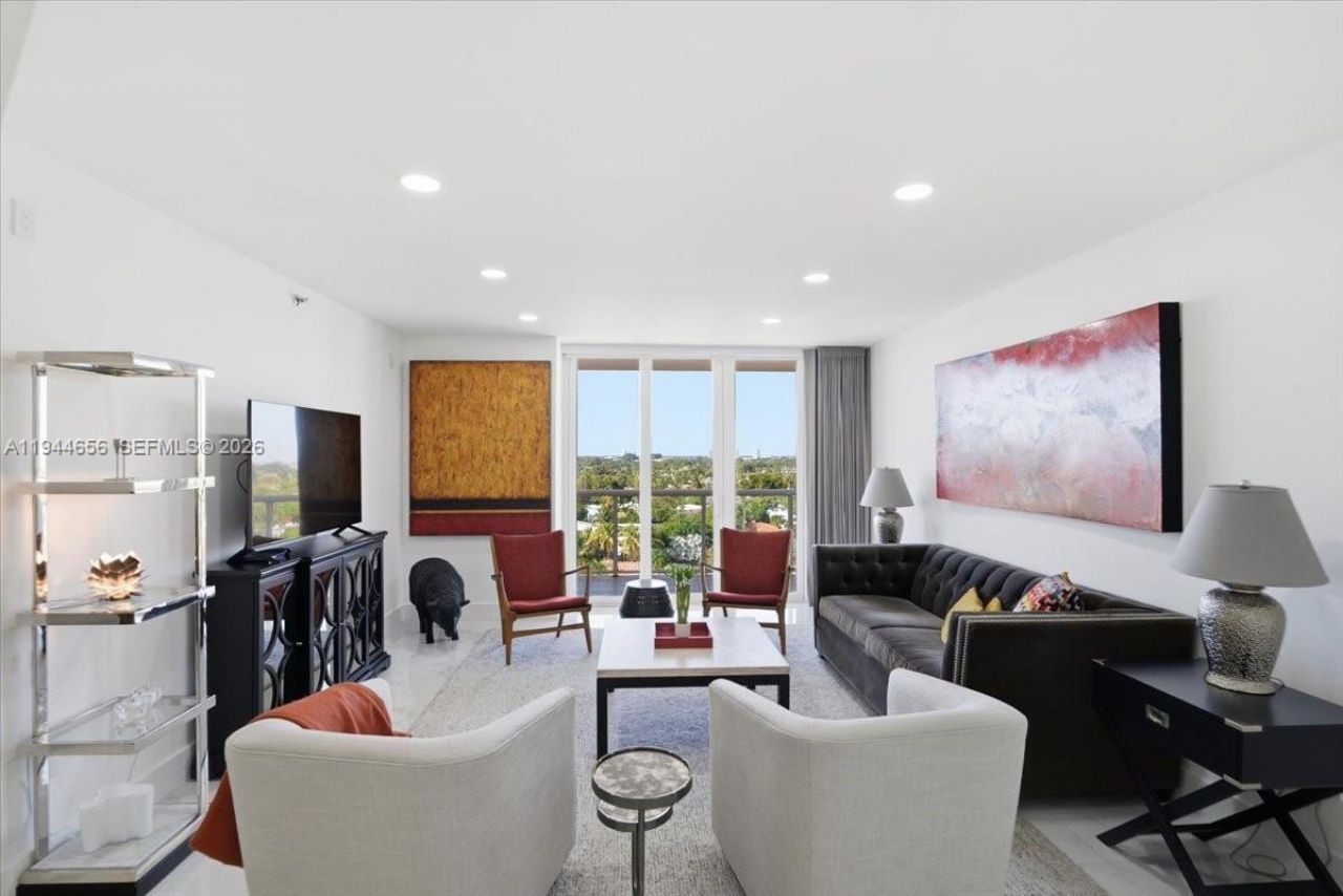 8925 Collins Ave , Unit 9F, Surfside, FL 33154 Photo