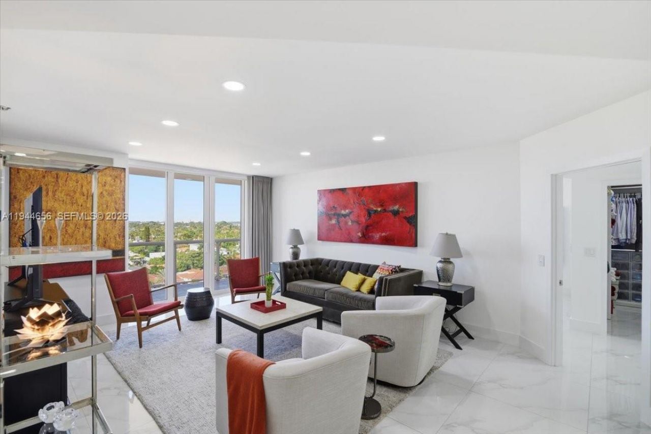 8925 Collins Ave , Unit 9F, Surfside, FL 33154 Photo