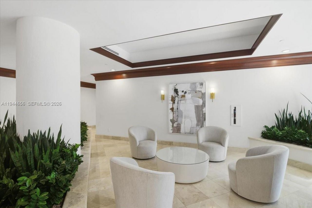 8925 Collins Ave , Unit 9F, Surfside, FL 33154 Photo