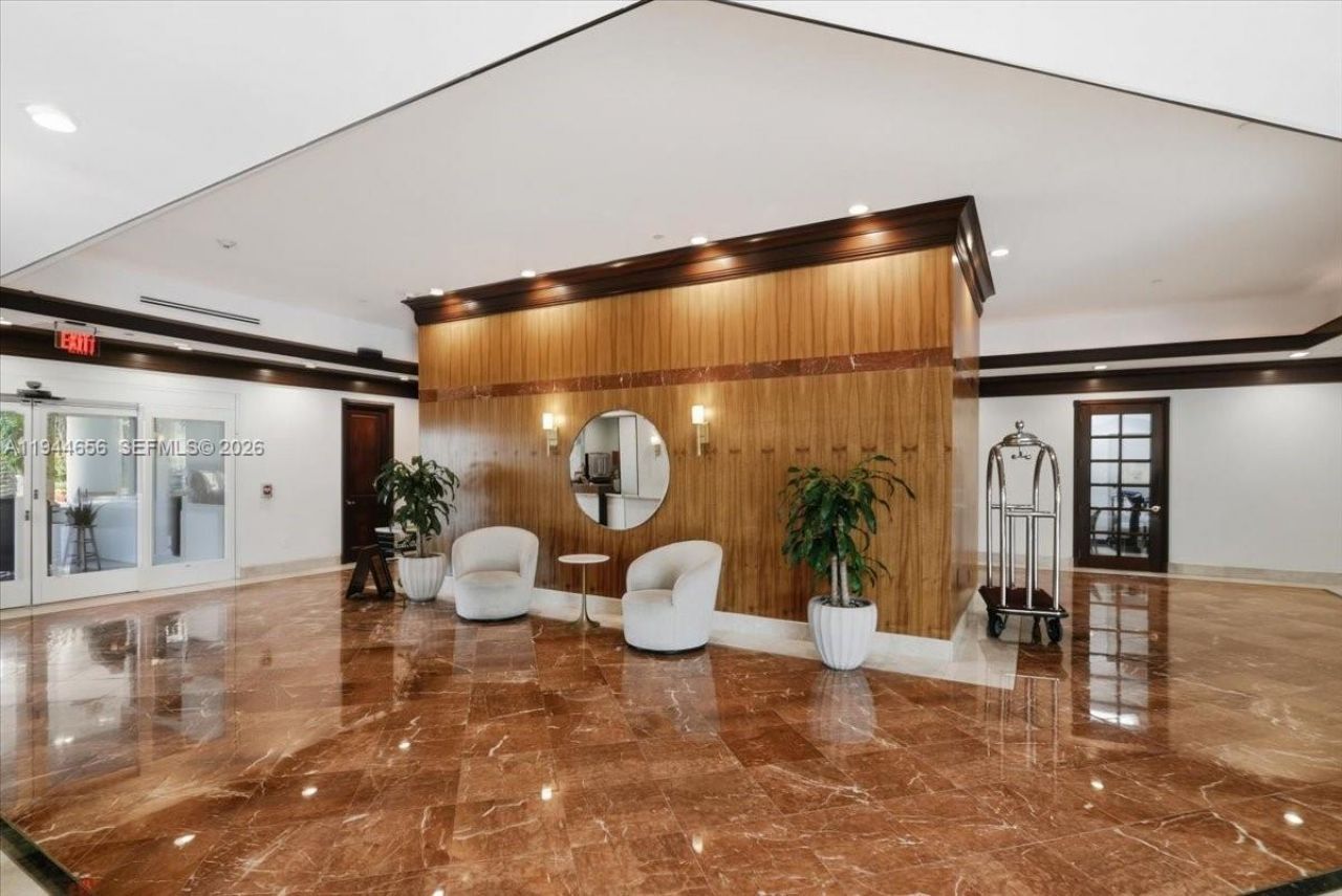 8925 Collins Ave , Unit 9F, Surfside, FL 33154 Photo