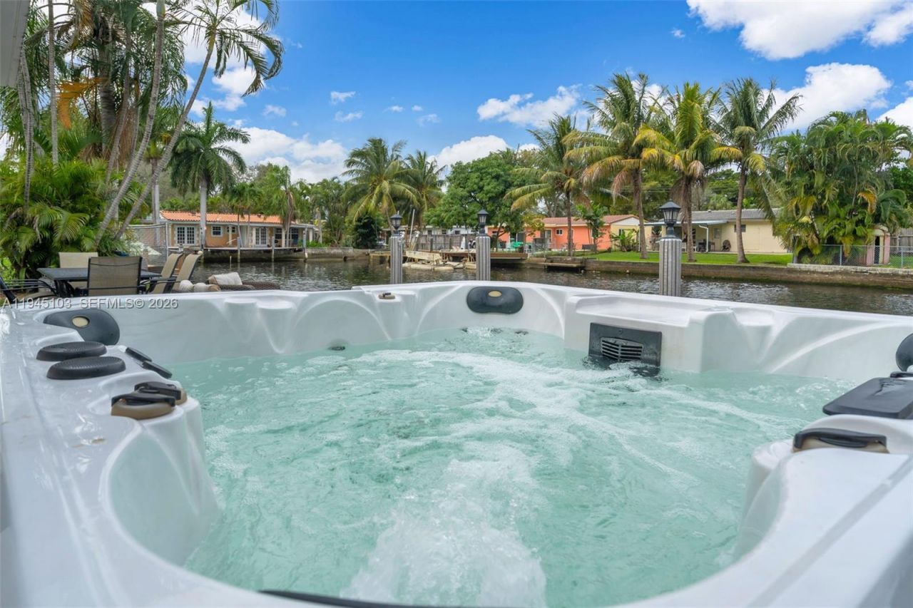 2721 Harding St , Hollywood, FL 33020 Photo