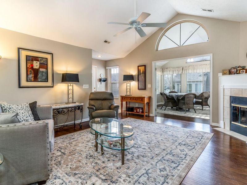 9104 Timberbrook Lane, Unit D, Florence, KY 41042 Photo 5