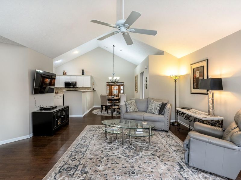 9104 Timberbrook Lane, Unit D, Florence, KY 41042 Photo 6