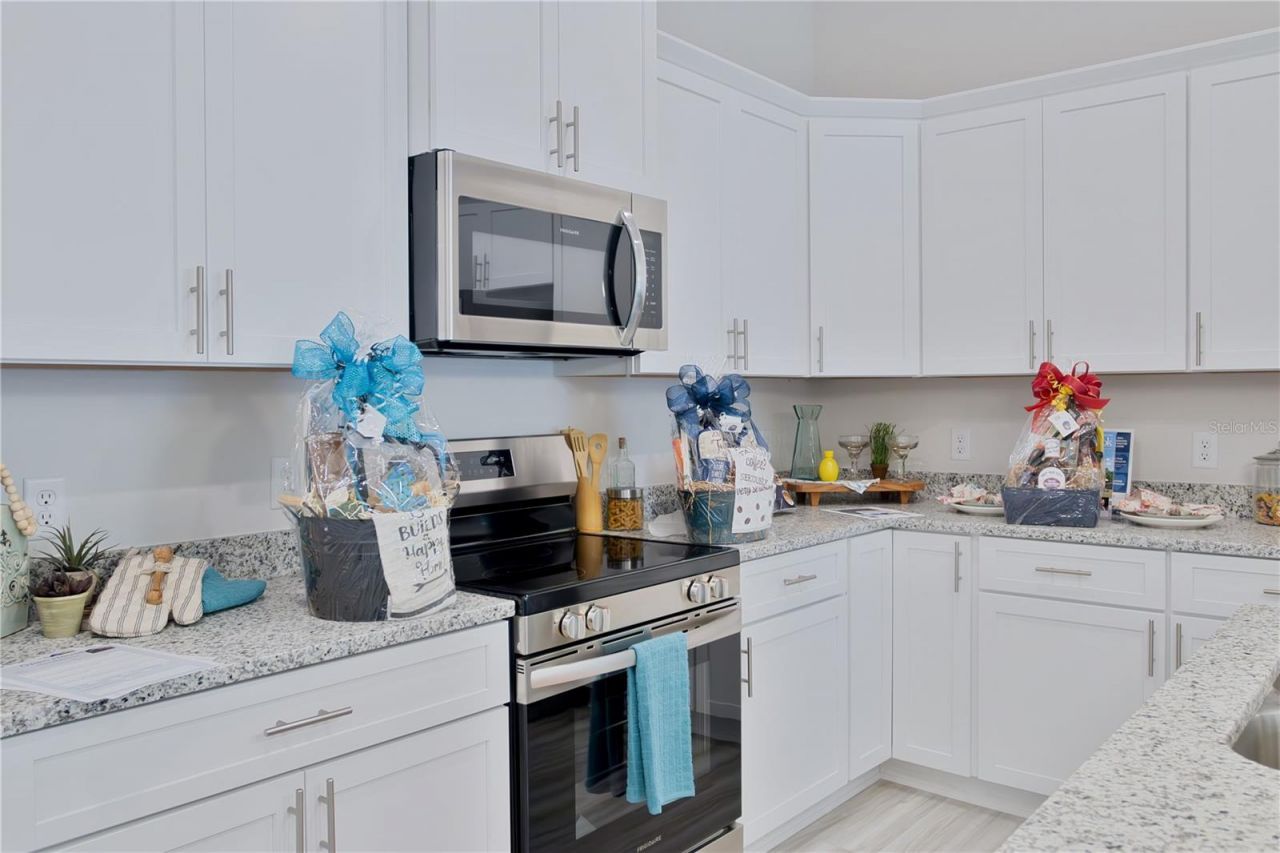 1904 N Roberts Trail, Bell, FL 32619 Photo