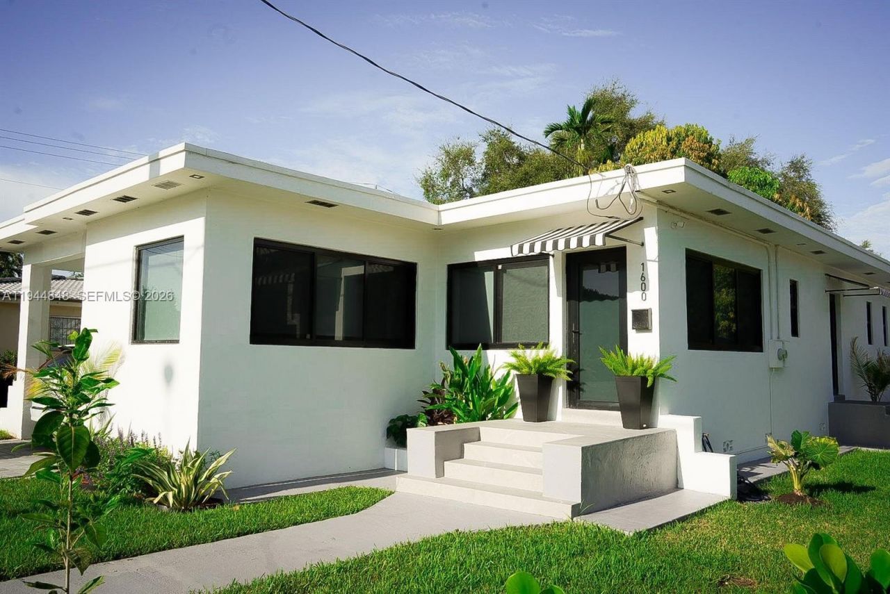 1600 SW 17th Ave, Miami, FL 33145 Photo