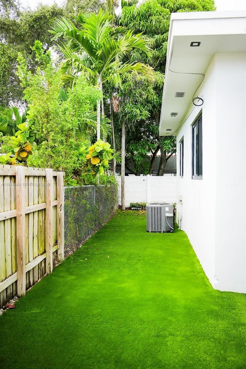 1600 SW 17th Ave, Miami, FL 33145 Photo